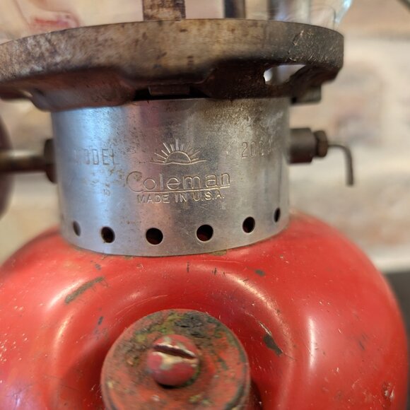 Vintage Coleman Model 200A Lantern June 1960 - untested - Picture 6 of 16